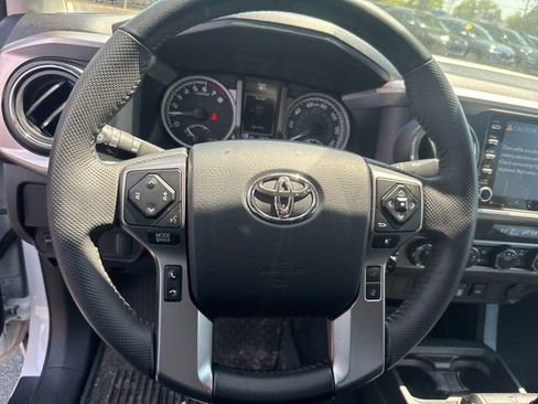Used 2023 Toyota Tacoma SR5 AWD/4WD image 20