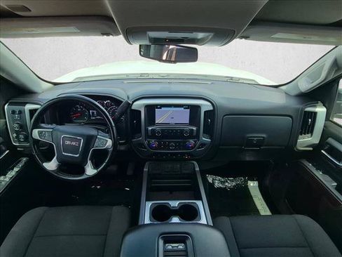Used 2017 GMC Sierra 1500 SLE w/ SLE Value Package AWD/4WD image 16
