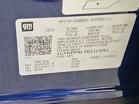Certified 2024 Cadillac Lyriq Luxury AWD/4WD image 40