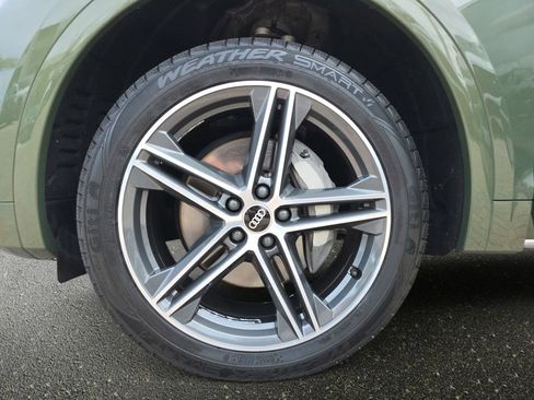 Certified 2023 Audi Q5 e Premium Plus w/ Premium Plus Package AWD/4WD image 33