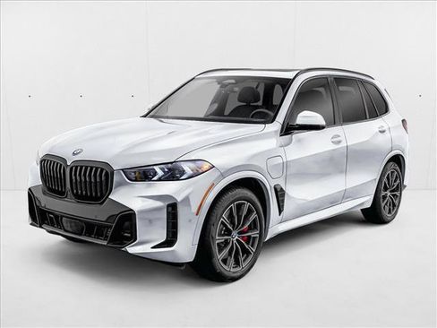 Used 2026 BMW X5 xDrive50e w/ Parking Assistance Package AWD/4WD image 1