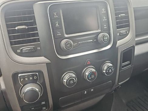 Used 2015 RAM 1500 Express AWD/4WD image 11