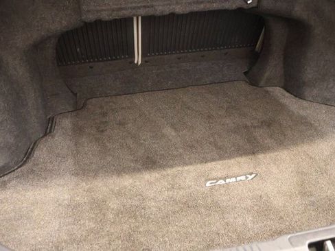 Used 2012 Toyota Camry SE image 8