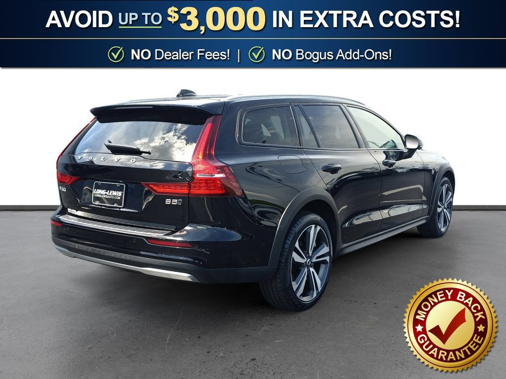 Used 2024 Volvo V60 B5 Cross Country Plus w/ Protection Package Premier AWD/4WD image 7