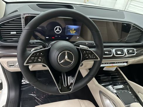 Used 2026 Mercedes-Benz GLE 450 4MATIC image 10