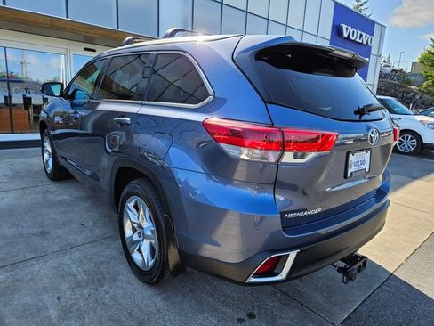 Used 2019 Toyota Highlander Limited AWD/4WD image 7