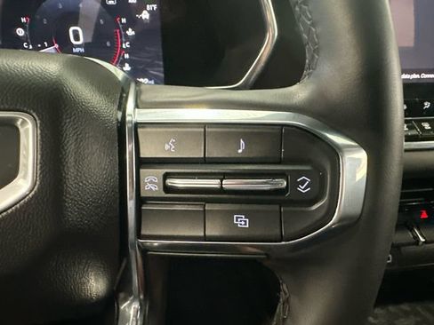 Certified 2023 GMC Canyon Elevation w/ Elevation Premium Package AWD/4WD image 16