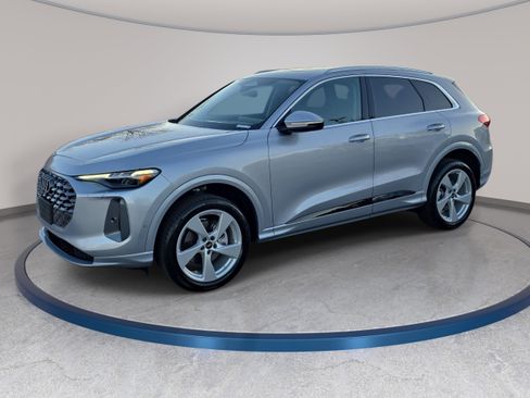 New 2025 Audi Q5 Premium Plus image 1