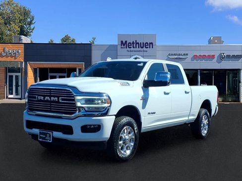 Used 2024 RAM 2500 Laramie w/ Safety Group AWD/4WD image 9