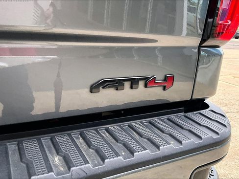 Used 2020 GMC Sierra 1500 AT4 w/ AT4 Premium Package AWD/4WD image 33
