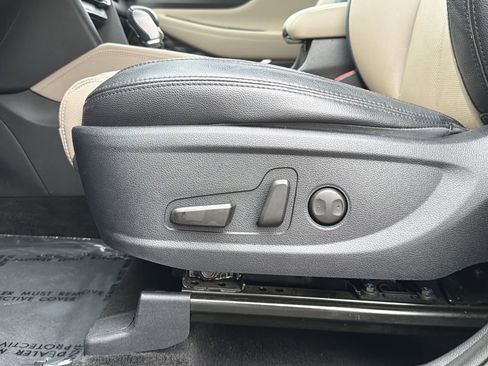 Used 2019 Hyundai Santa Fe Limited FWD image 22