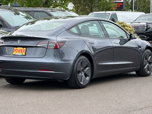 Used 2023 Tesla Model 3 Standard Range RWD image 4