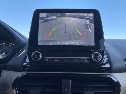 Used 2021 Ford EcoSport Titanium image 6