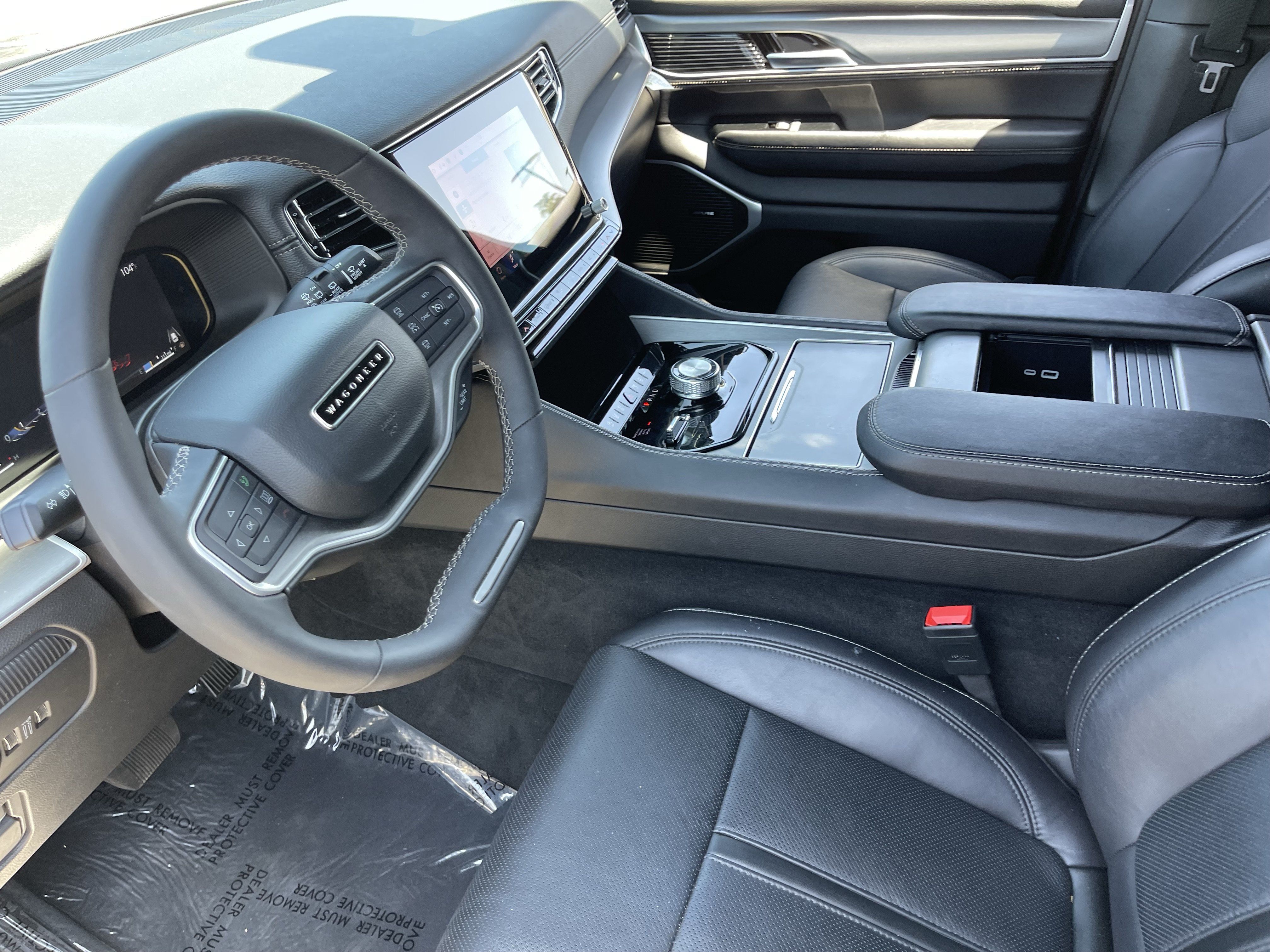 Certified 2025 Jeep Wagoneer Series II AWD/4WD image 19