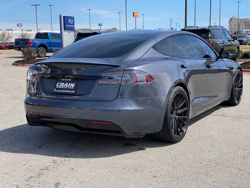 Used 2022 Tesla Model S Plaid image 7