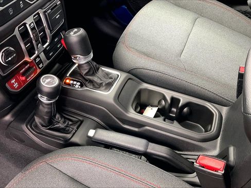 New 2026 Jeep Wrangler Unlimited Rubicon image 8