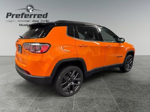 New 2026 Jeep Compass Limited image 17