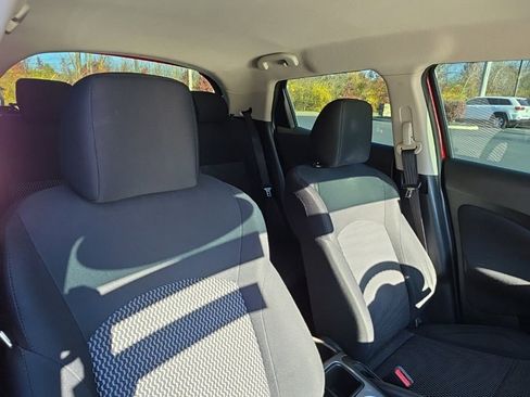 Used 2016 Nissan Juke S image 40