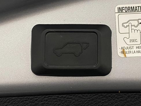 Used 2018 Toyota RAV4 Limited w/ All Weather Liner Package image 7