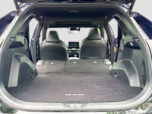 Used 2019 Toyota RAV4 XSE w/ XSE Weather Package AWD/4WD image 7