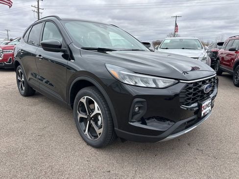 New 2026 Ford Escape ST-Line Select w/ Equipment Group 401A image 2