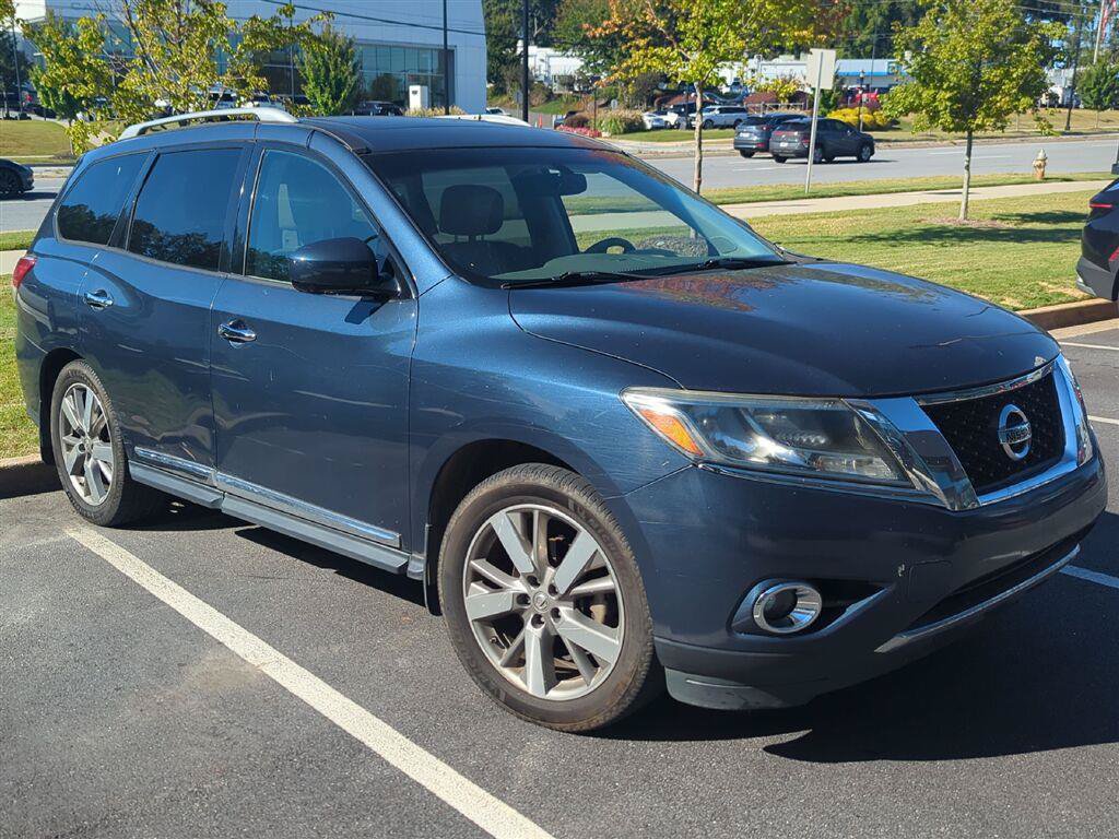 Used 2014 Nissan Pathfinder Platinum w/ Platinum Premium Package FWD image 1