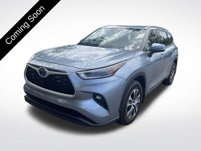 Used 2021 Toyota Highlander XLE