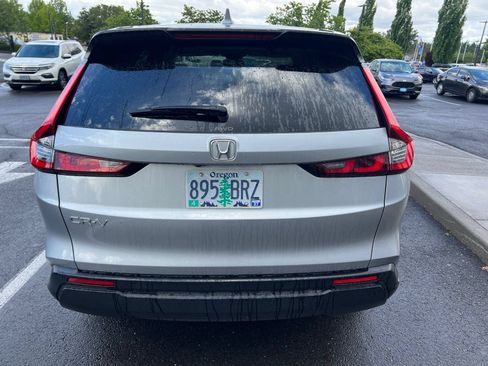 Used 2023 Honda CR-V EX image 5