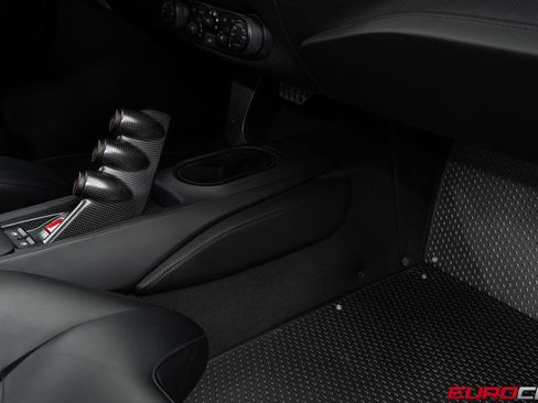 Used 2019 Ferrari 488 Pista Coupe RWD image 42