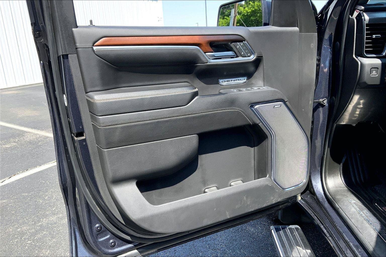 Used 2024 GMC Sierra 1500 Denali AWD/4WD image 22