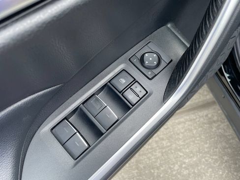 Used 2022 Toyota RAV4 XLE Premium FWD image 12