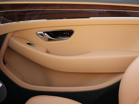 New 2026 Bentley Continental GTC image 14