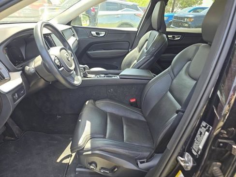 Used 2021 Volvo XC60 T5 Inscription AWD/4WD image 3