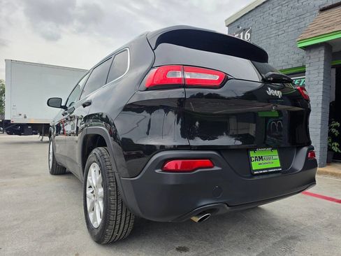 Used 2015 Jeep Cherokee Latitude FWD image 9