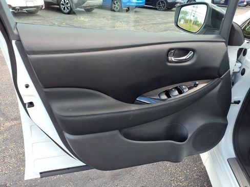 Used 2025 Nissan Leaf SV Plus FWD image 16