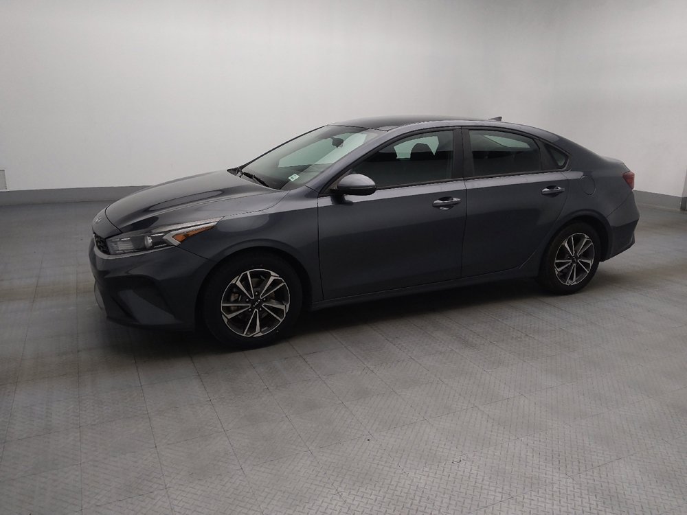 Used 2024 Kia Forte LXS w/ LXS Technology Package FWD image 2