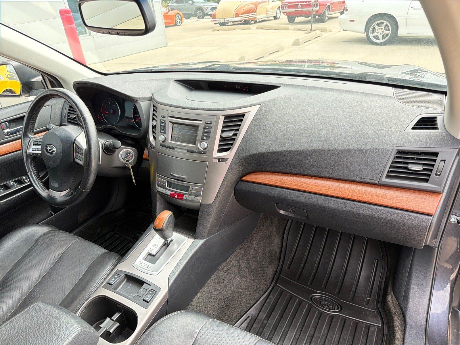 Used 2013 Subaru Outback 2.5i Limited AWD/4WD image 25