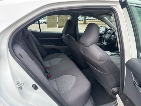 Used 2021 Toyota Camry LE image 12