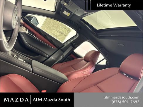 New 2026 MAZDA MAZDA3 Hatchback w/Premium Plus Pkg AWD/4WD image 32