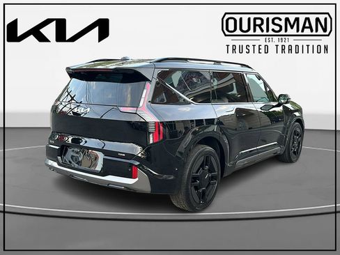 Certified 2024 Kia EV9 GT-Line AWD/4WD image 4
