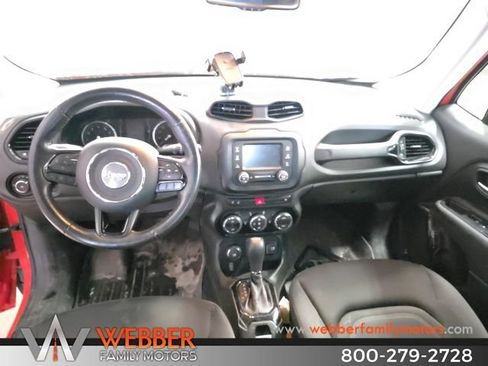 Used 2017 Jeep Renegade Altitude image 9