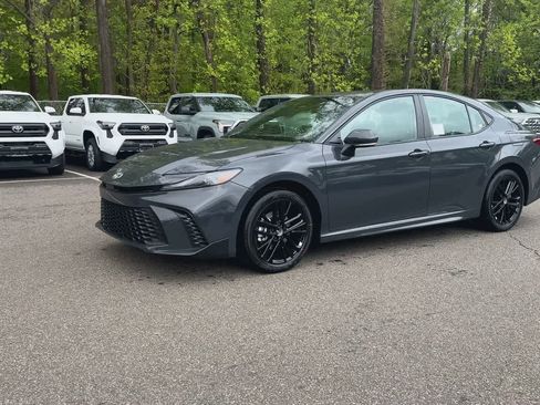 New 2026 Toyota Camry SE AWD/4WD image 4