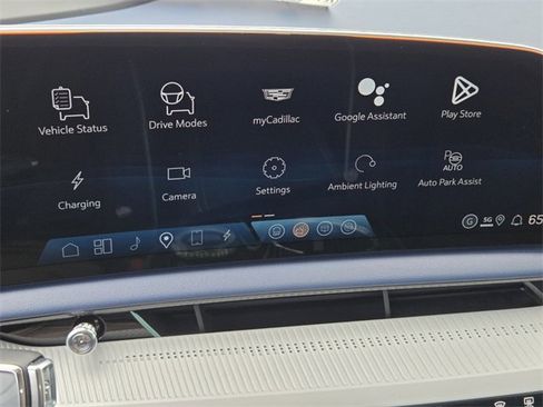 New 2026 Cadillac Optiq Sport 2 image 24