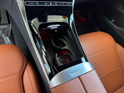 Certified 2025 Mercedes-Benz GLC 300 image 14