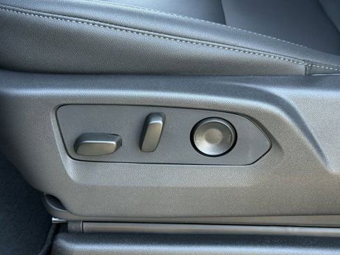 New 2026 Chevrolet Suburban LT w/ Comfort Package image 26