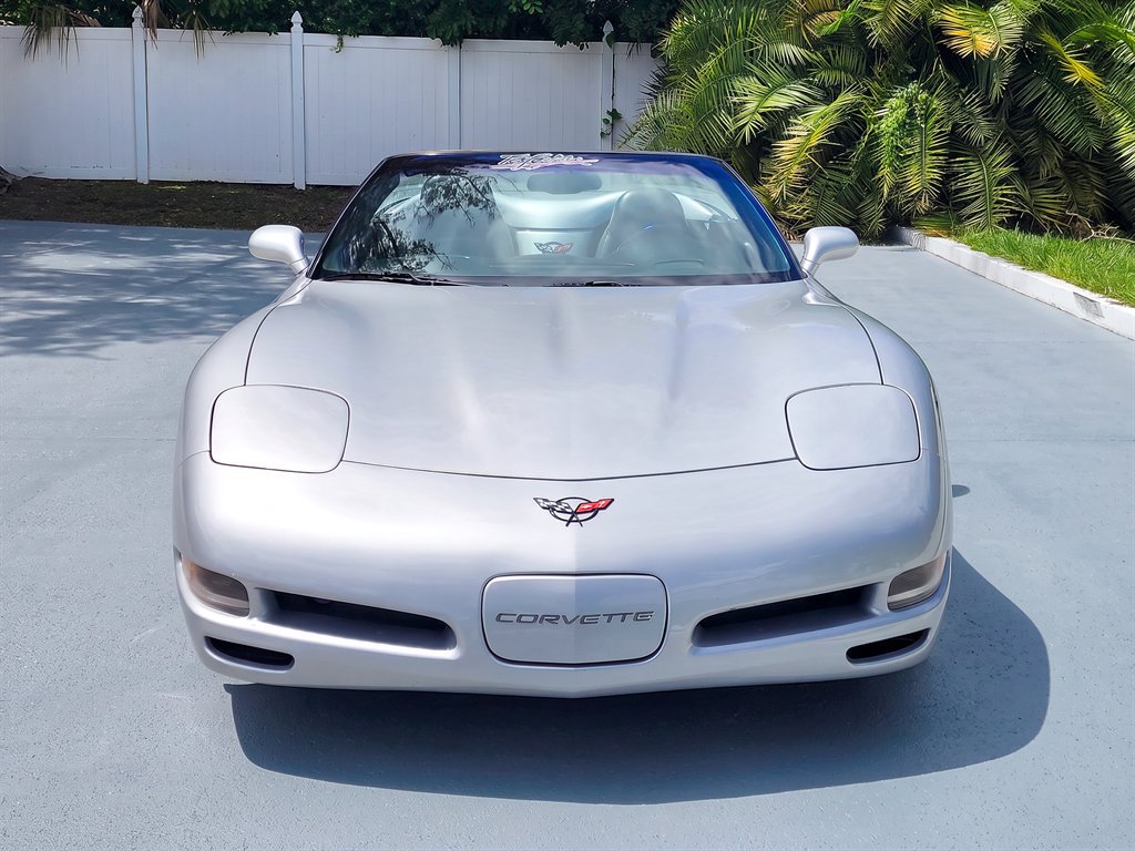 Used 1999 Chevrolet Corvette Convertible w/ Memory Pkg RWD image 3