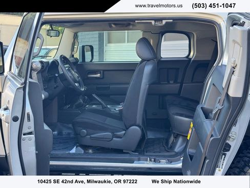 Used 2007 Toyota FJ Cruiser 4WD w/ Convenience Pkg image 11