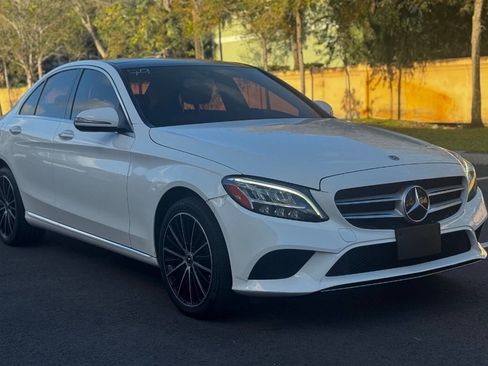 Used 2019 Mercedes-Benz C 300 4MATIC Sedan image 12