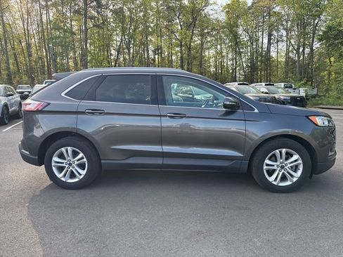 Used 2020 Ford Edge SEL image 6