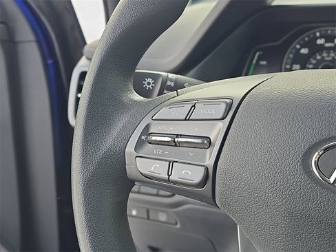 Used 2020 Hyundai Ioniq Blue image 24